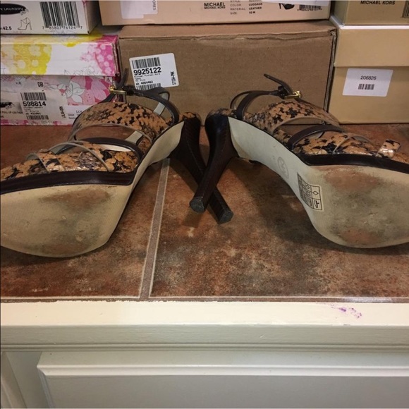 Michael Kors 'Nadja Platform' Brown Leather Heel - Picture 12 of 12